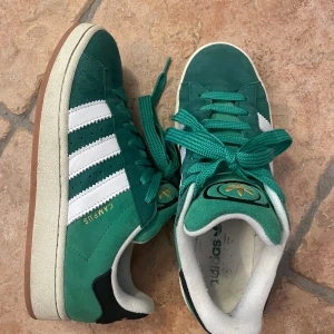 campus 00s - använda litegran kartongen kvar