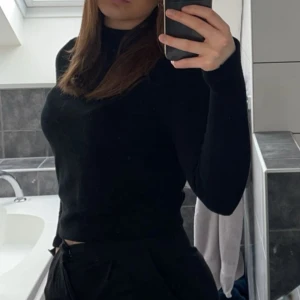 Polotröja  - Polotröja som är i bra skick. Säljer då den inte används längre