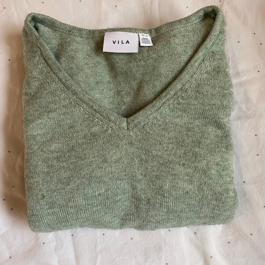 V-Ringad grön stickad tröja - 91