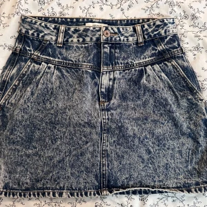 Denim skirt - worn a few times, size 38