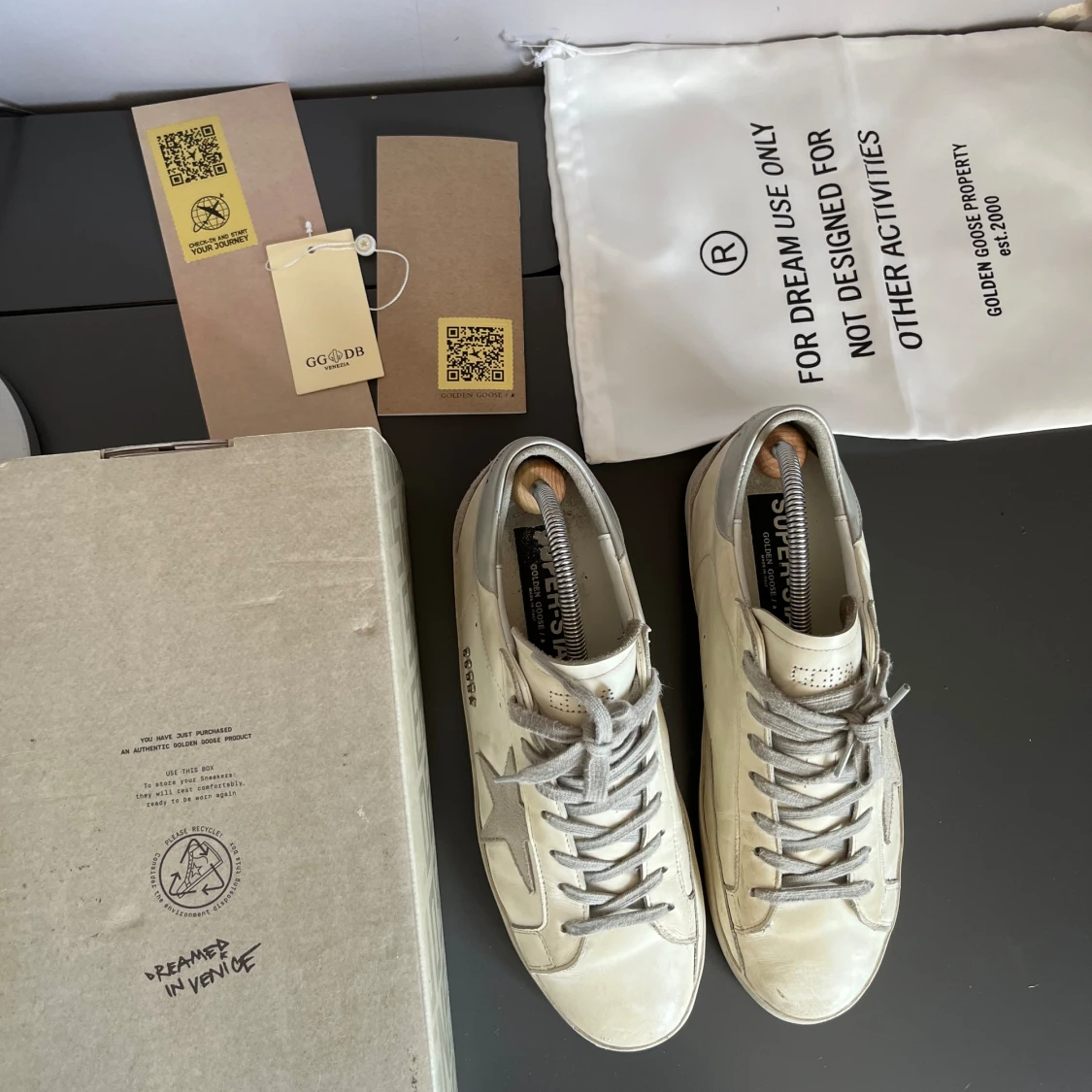 Golden Goose Superstar - 90