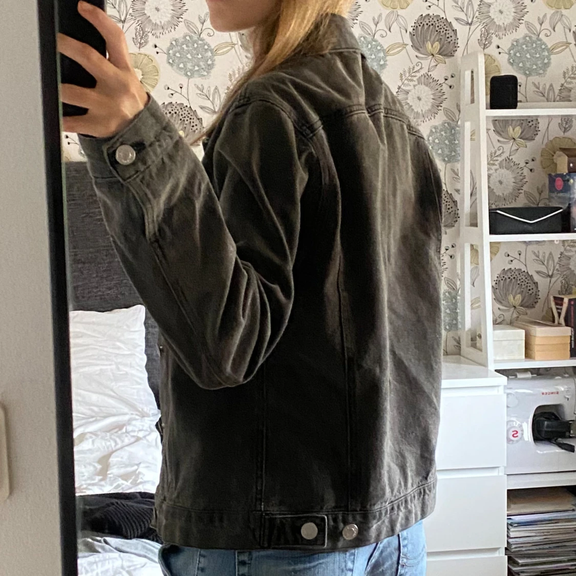 Svart jeansjacka  - 91