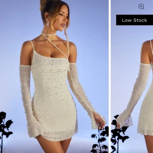 Ohpolly klänning - Använd 1 gång, storlek UK 8, lite stor. Som storlek S. Köpte för 91€ säljer för 600kr