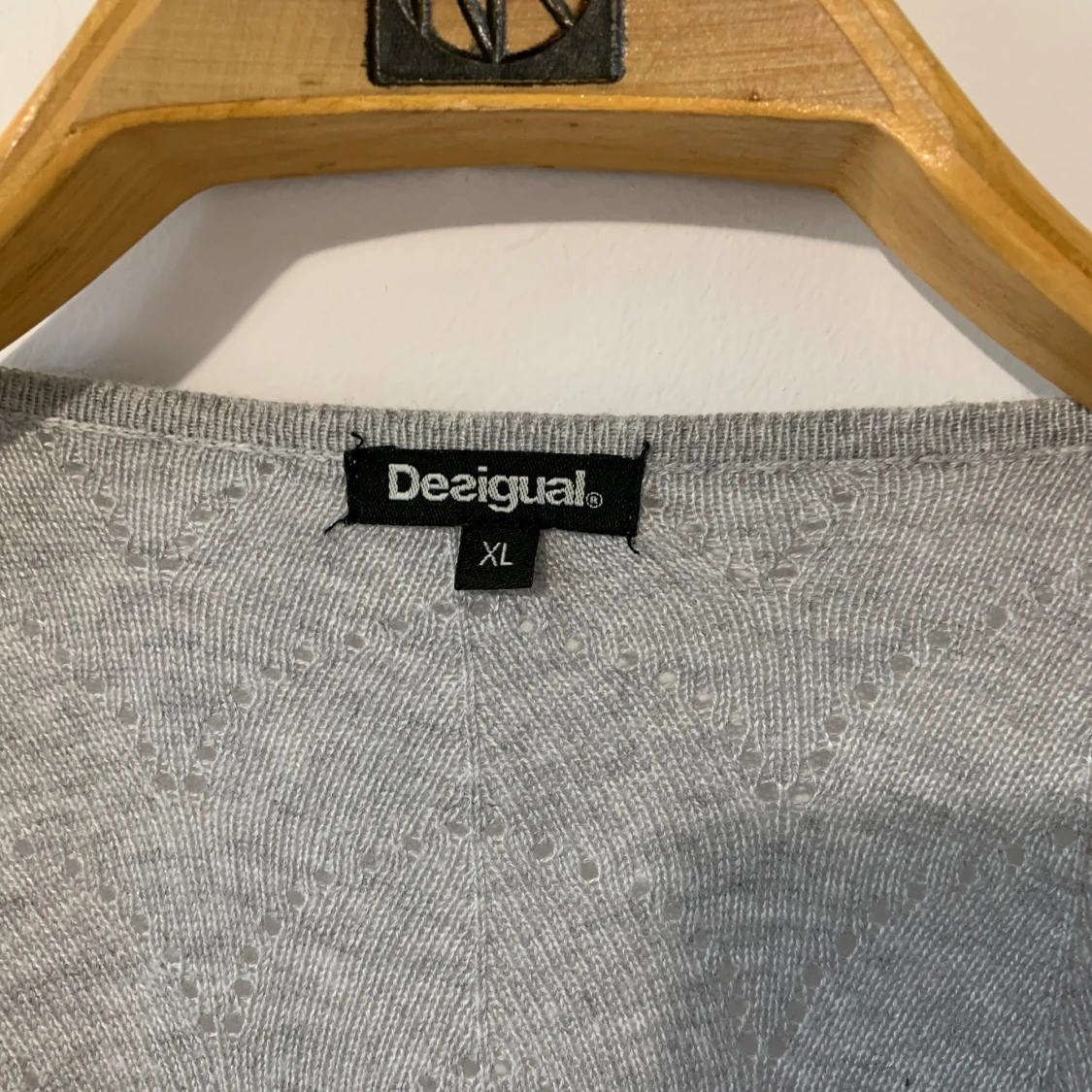 Desigual mönstrad grå/flerfärgad kofta , stl XL - 90