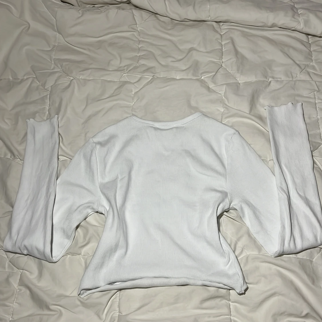 Vit långärmad croptop - 90