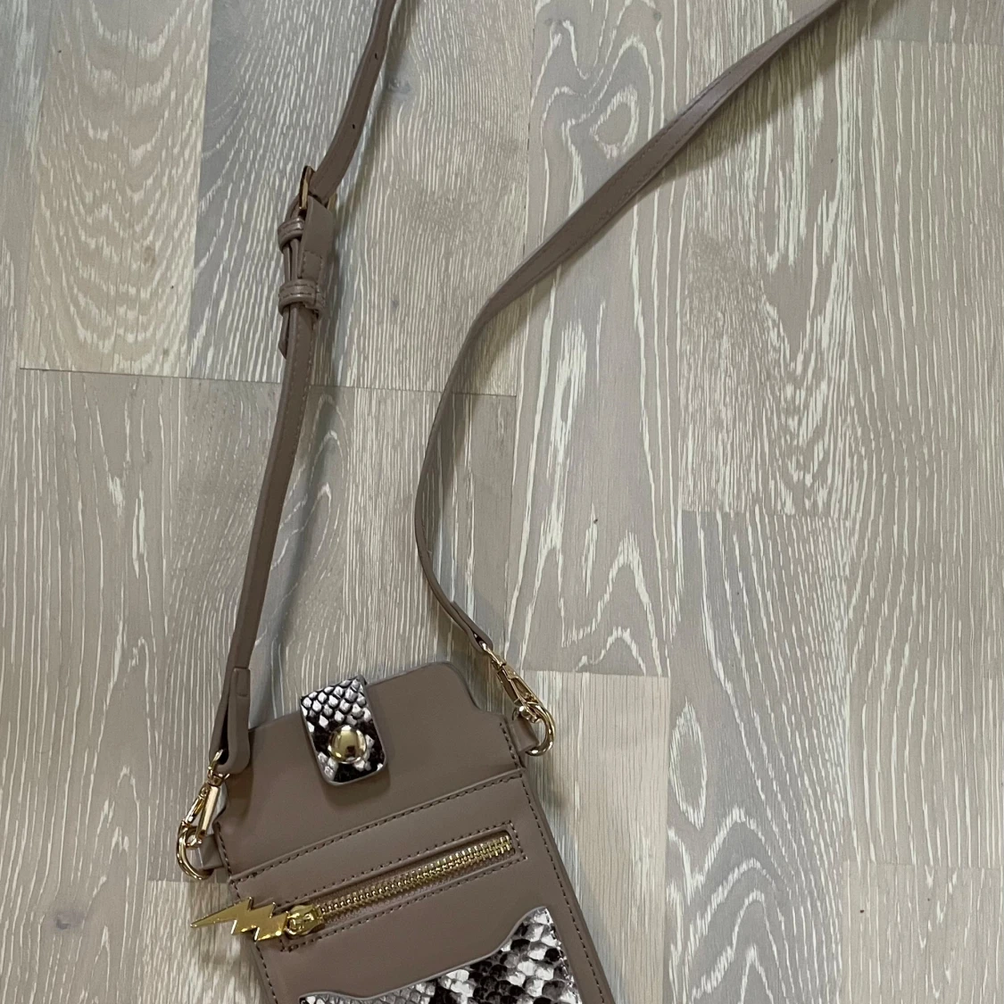 Liten mobilväska - 90