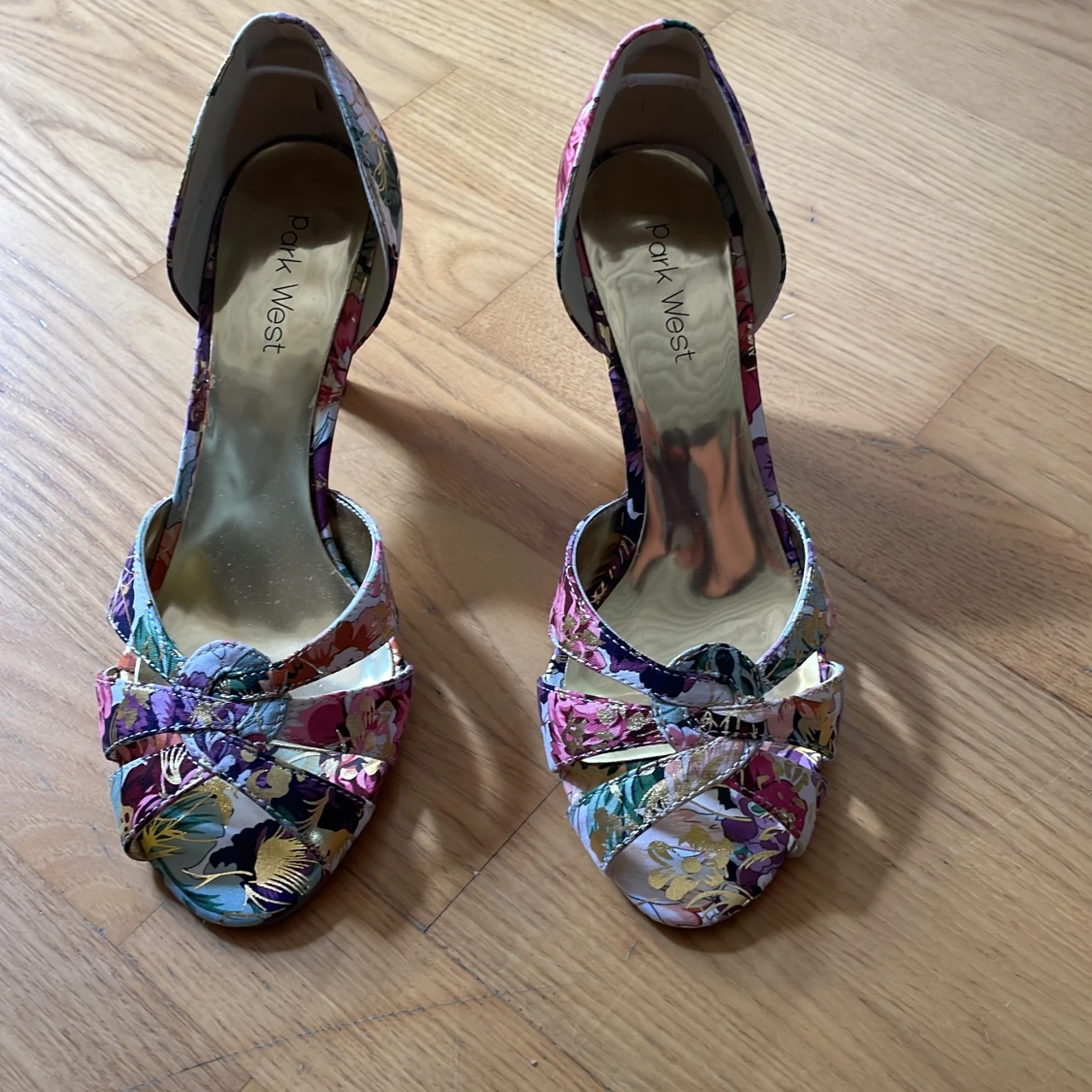 Sommarskor för fest - 90