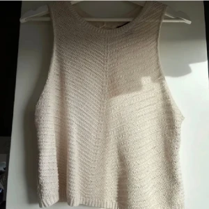 Virkad topp  - Virkad topp i fint skick 🌸💕