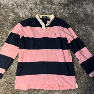 Ralph lauren polo - Storlek L passar m perfekt sena sommarkvällar eller en kallare sommar riktigt snygg 