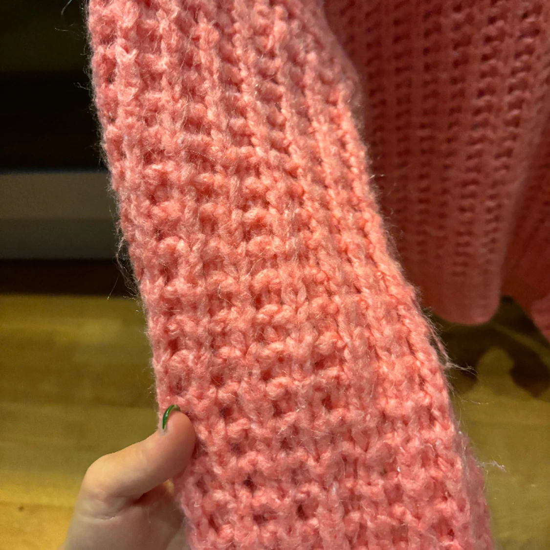 Rosa stickad tröja  - 91