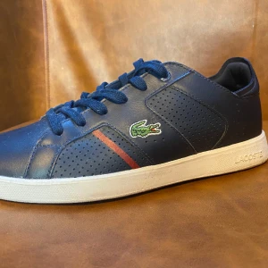 Lacoste skor  - Lacoste skor, sparsamt använda 