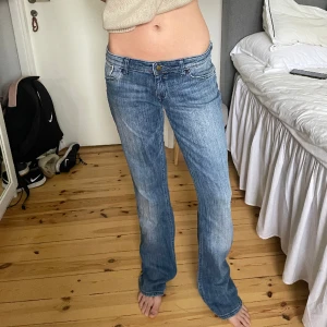 Lågmidjade jeans från Lee - Så najs och lågmidjade jeans från Lee! 