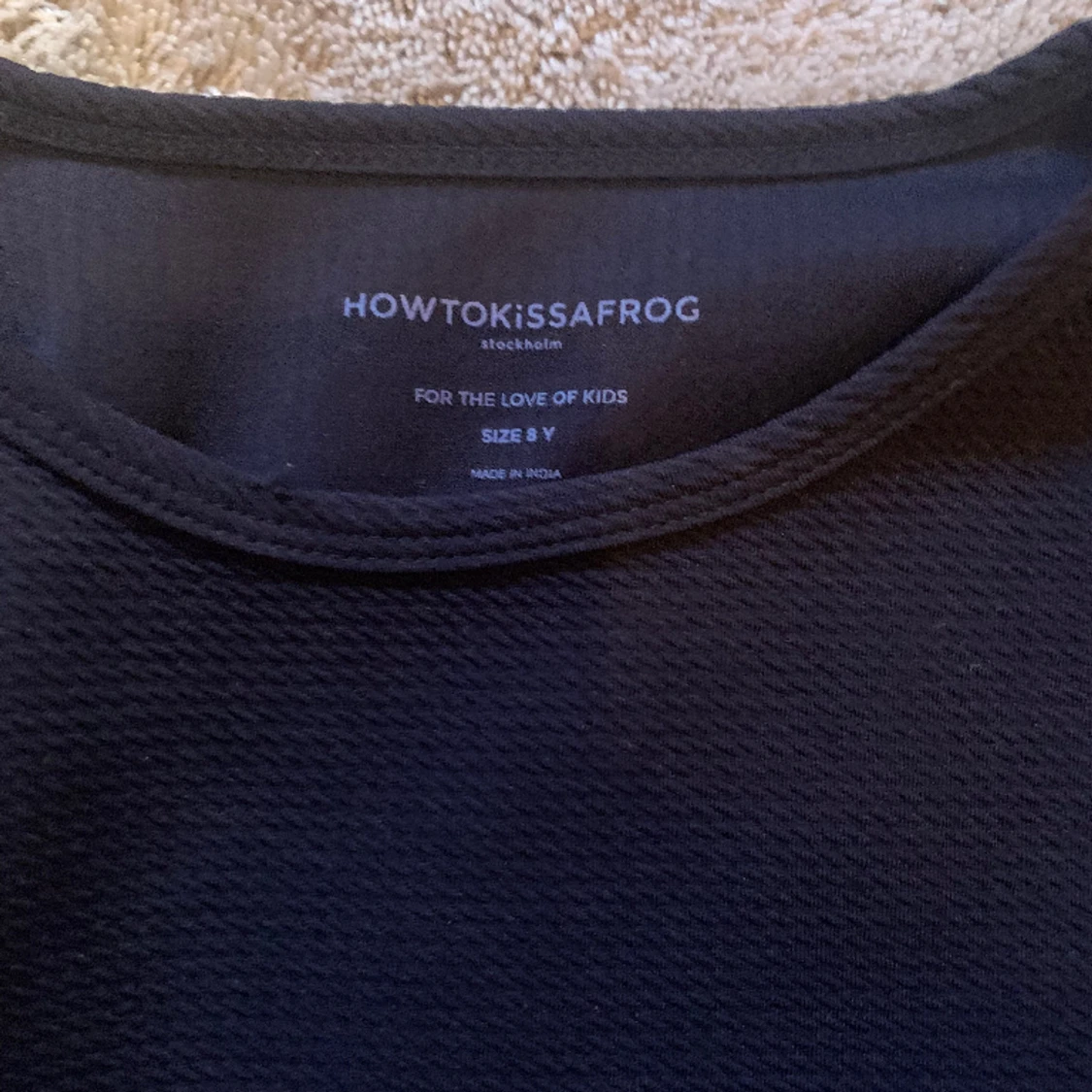 Mörkblå blus från howtokissafrog  - 91