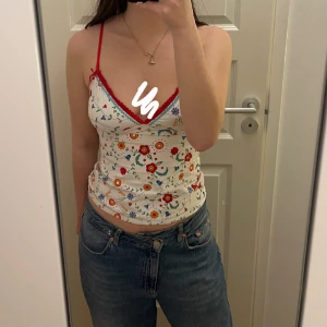 Linne från Zara - Står stolek L men skulle säga att den sitter mer som M 