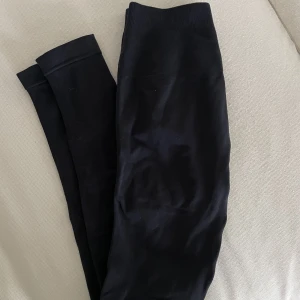 Relode prime seamless tights - Relode prime seamless tights, endast använda 1 gång ❤️ i XXS!