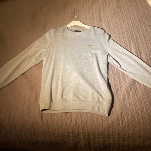 Lyle & Scott - Säljer min Luke & Scott för använder den inte längre  Bra sick Knappt använd  Storlek M Kan mötas om någon vill det  Pris kan diskuteras  