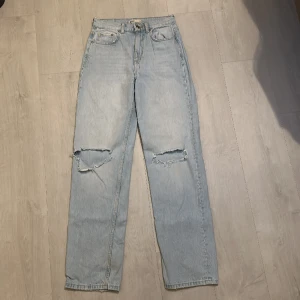 Jeans - jeans från gina tricket, använda endast 1 gång så är i nyskick!