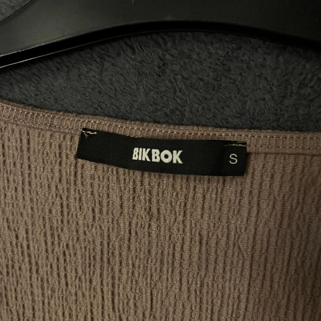 Brun (ljusbrun) snygg topp!🤍 - 91