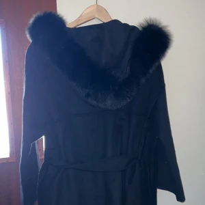 Kappa från Furstockholm äkta päls stl S - Använd ett par gånger, men bra skick 