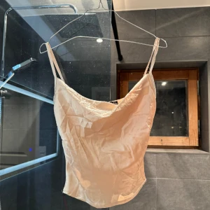 Satintopp - Satintopp