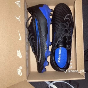 Säljer dessa för endast 300kr  - Har aldrig användt dem dem är i storlek 42,5 