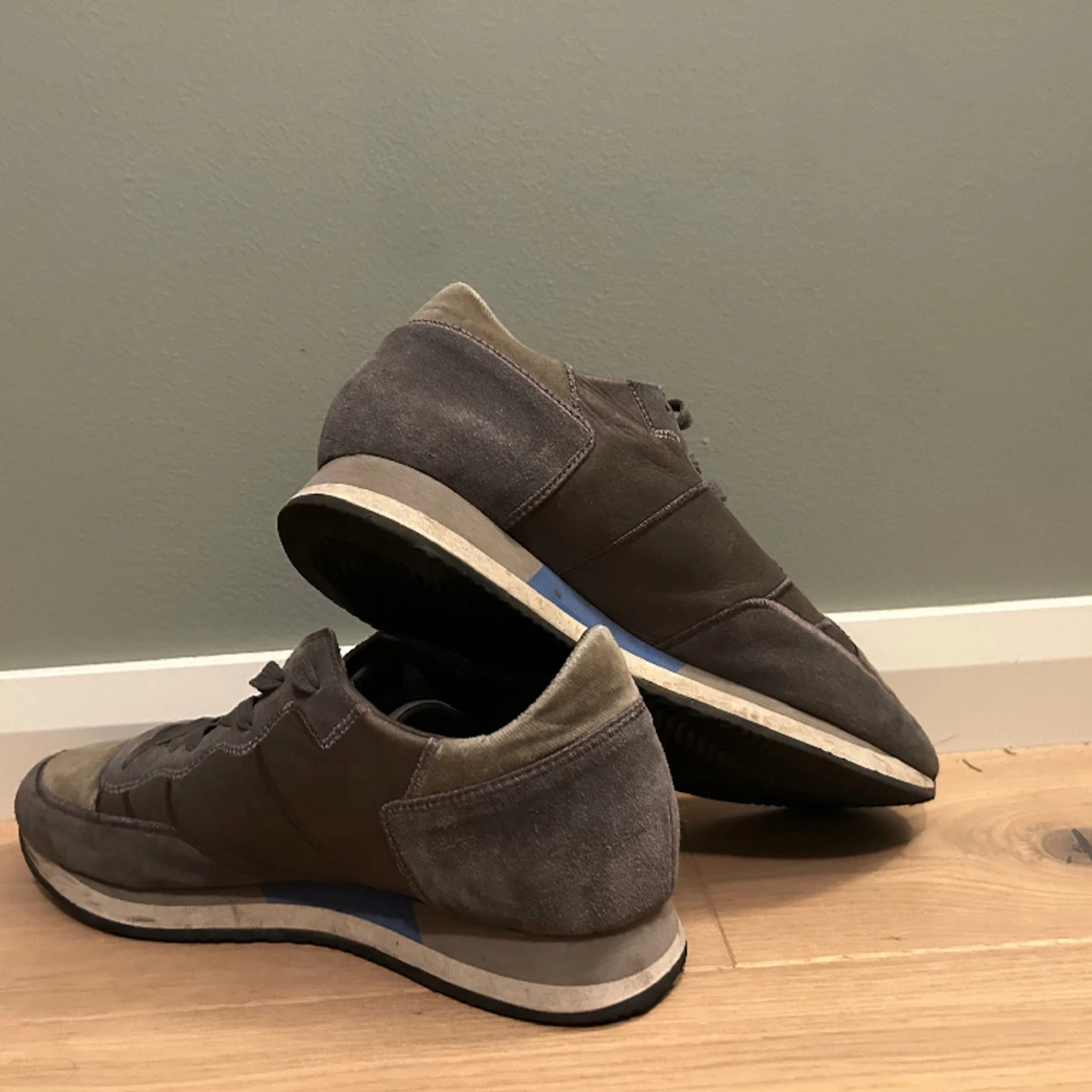 100% Original Philipe model skor. - 90