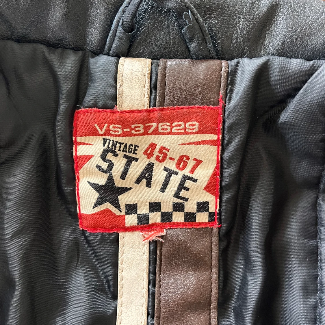 Vintage skinnjacka  - 92