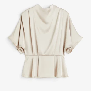 SÖKER EFTER DENNA FRÅN H&M  - Söker denna i storlek xs-m