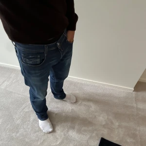 Replay jeans - Oanvända replay jeans  -skick 10/10 -nyspri 1699