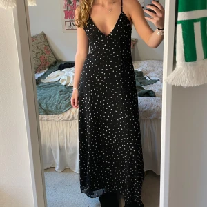 Klänning - Aldrig använd
