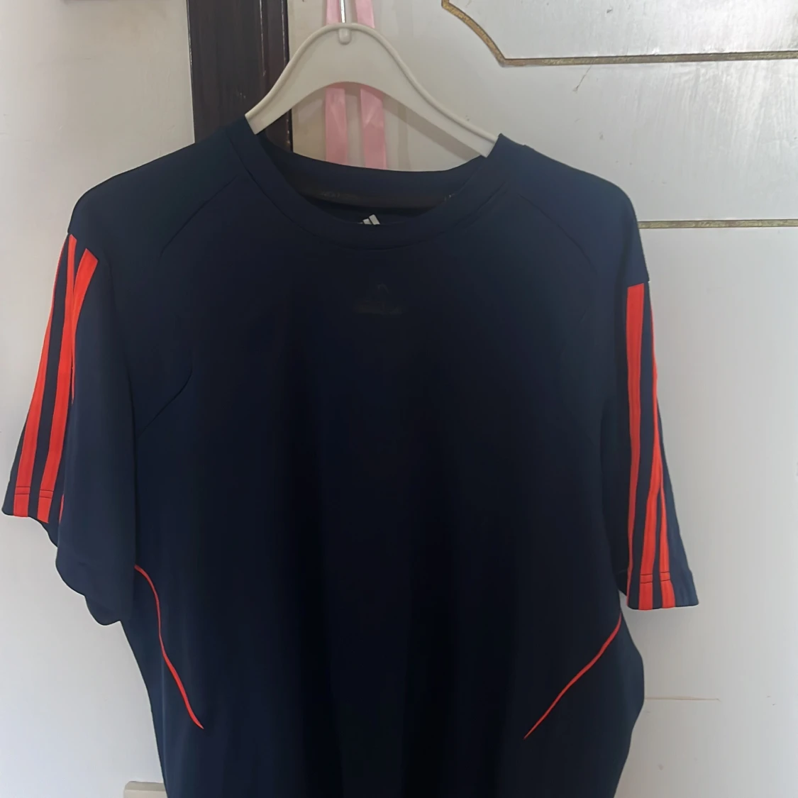 Adidas t-shirt