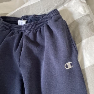 Mjukisbyxor  - Storlek L