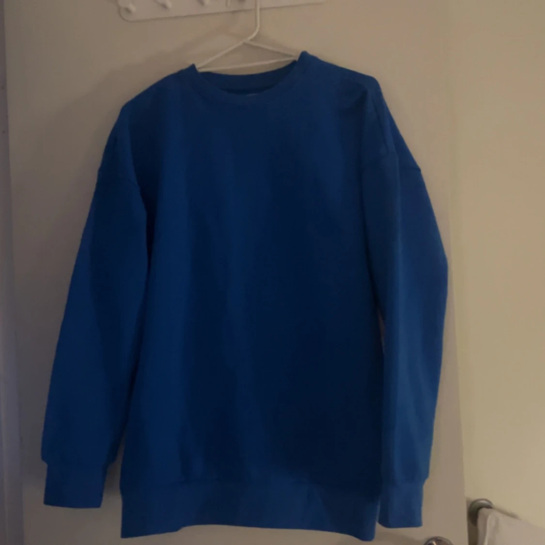 Blå sweatshirt - 91