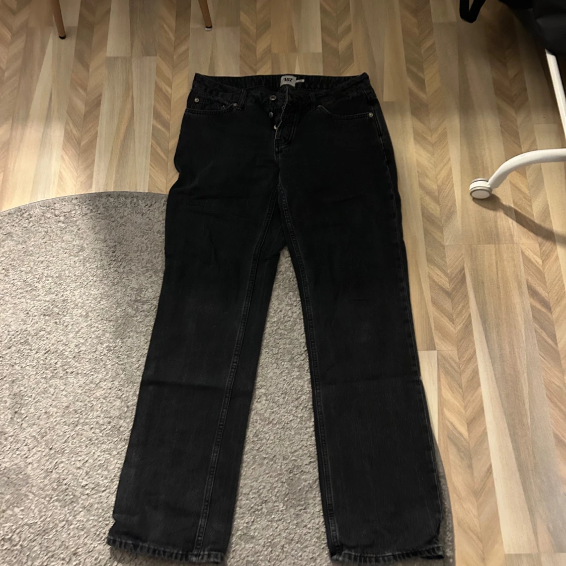 Svarta jeans