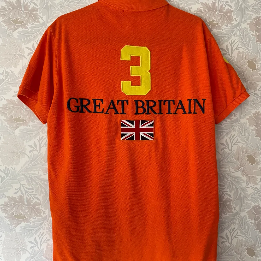 Ralph Lauren Great Britain Polo Medium . T-shirts.