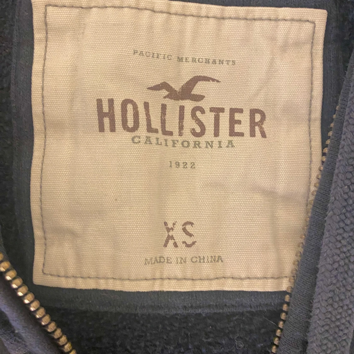Hollister zipup - 91