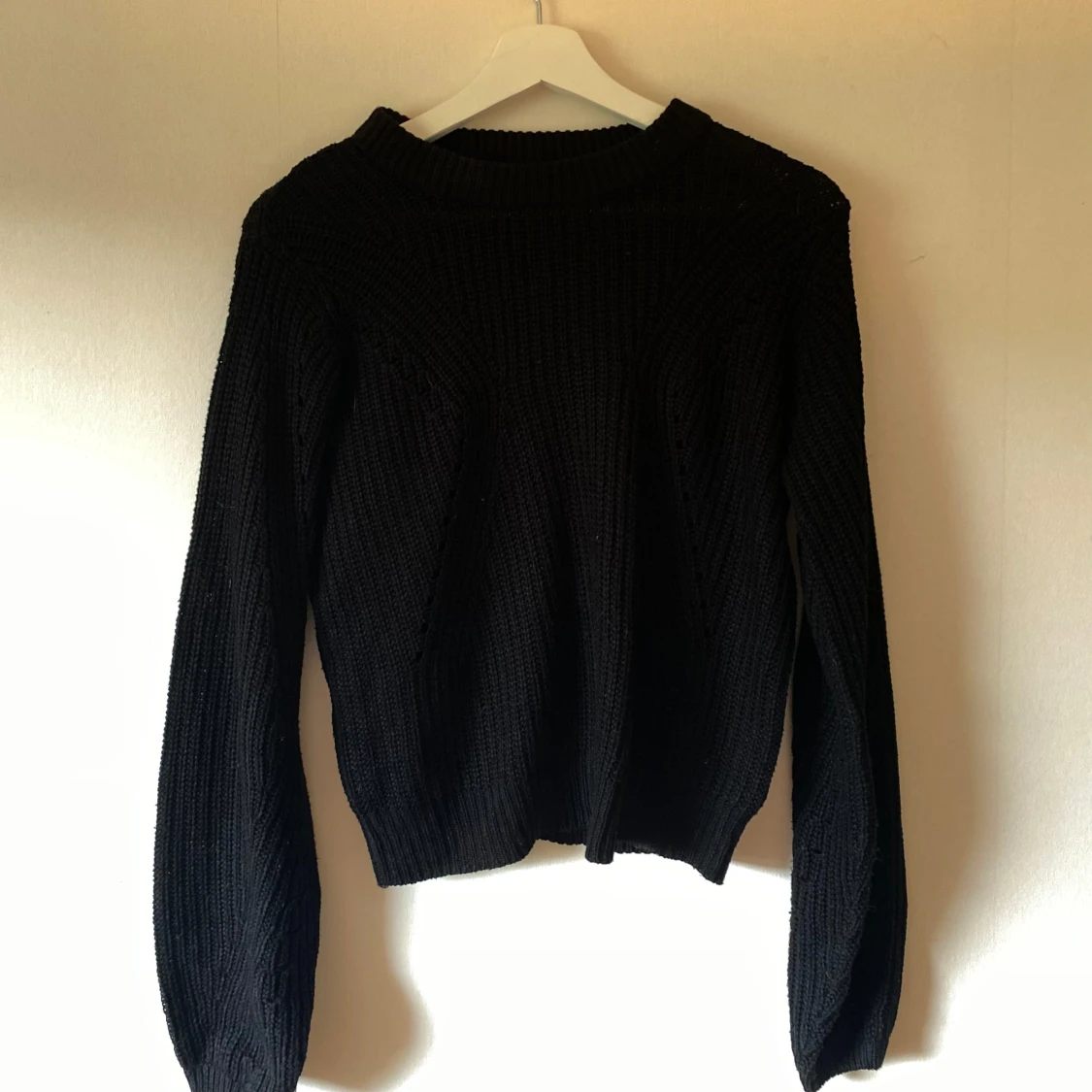 Svart stickad tröja - 91