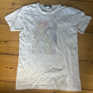 T-shirt från the cool elephant  - Lite liten i storleken