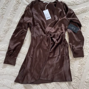 Nakd klänning  - Oanvänd 