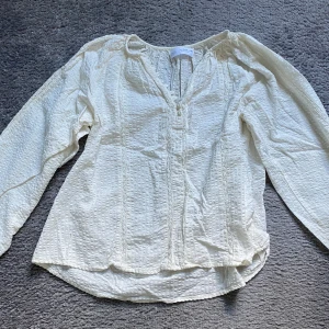 Blus - Blus från zara i nyskick