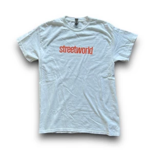 Streetworld tshirt - Streetworld T-shirt 