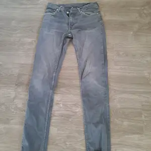 Grå jeans från Crocker Original Jeans Company. Strl 28/32. Inga defekter 💗