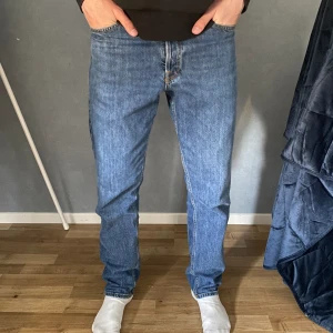 Jeans - Jeans från Jack & Jones || skick 9/10 || mörkblå tvätt || Skriv för fler bilder eller frågor!