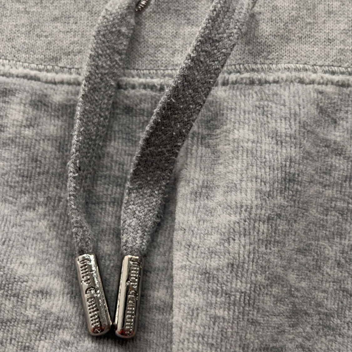 Ljusgråa juicycouture byxor - 93