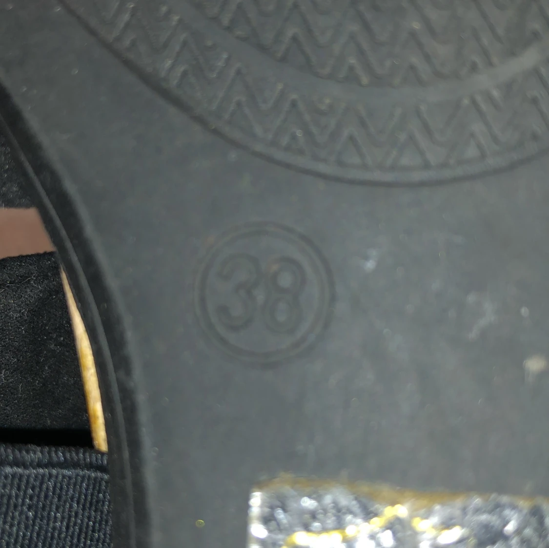 Svarta finsandaler - 91