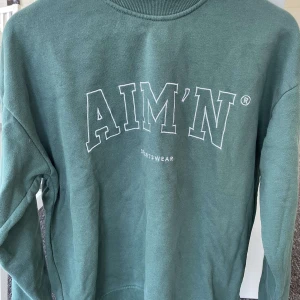 Sweat shirt aimin💖 - Bra skick använd ett fåtal gånger väldigt skönt material❤️‍🔥