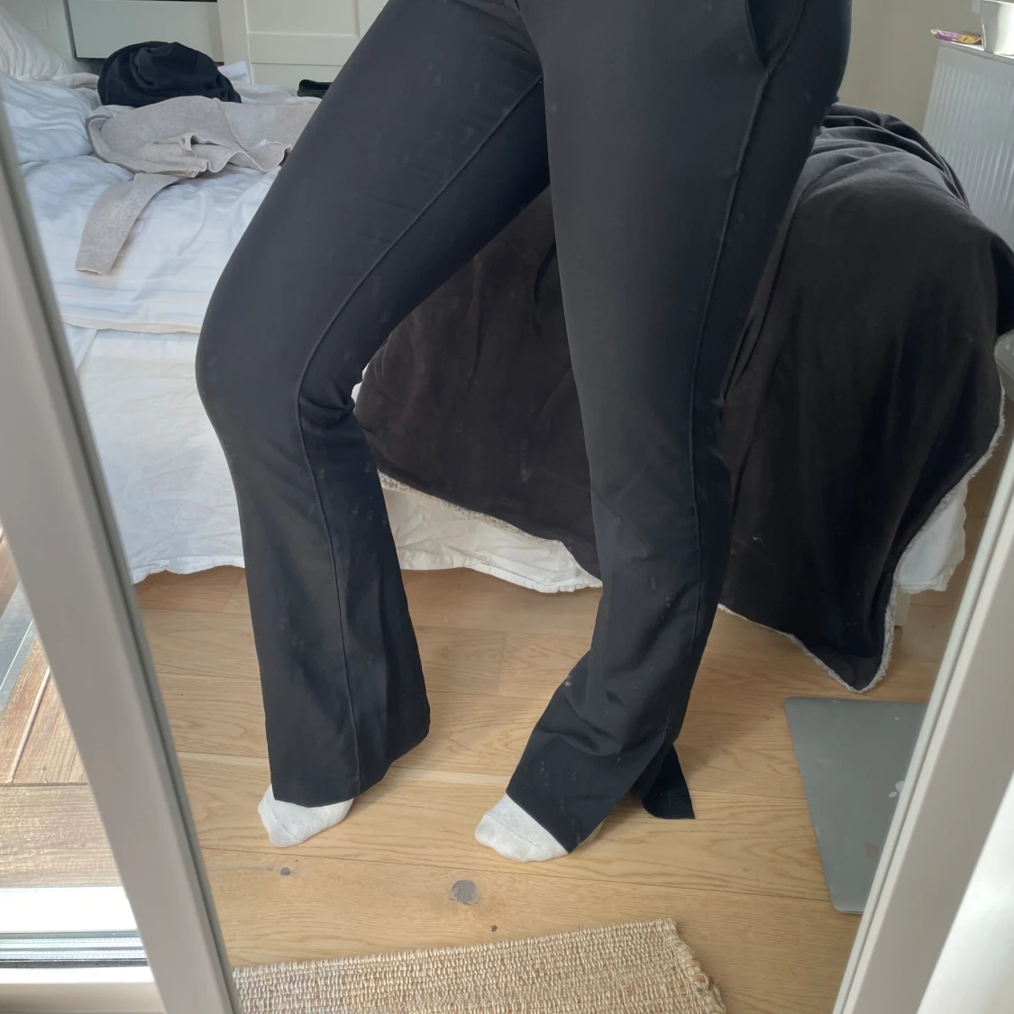 Lågmidjade utsvängda kostymbyxor  - 90