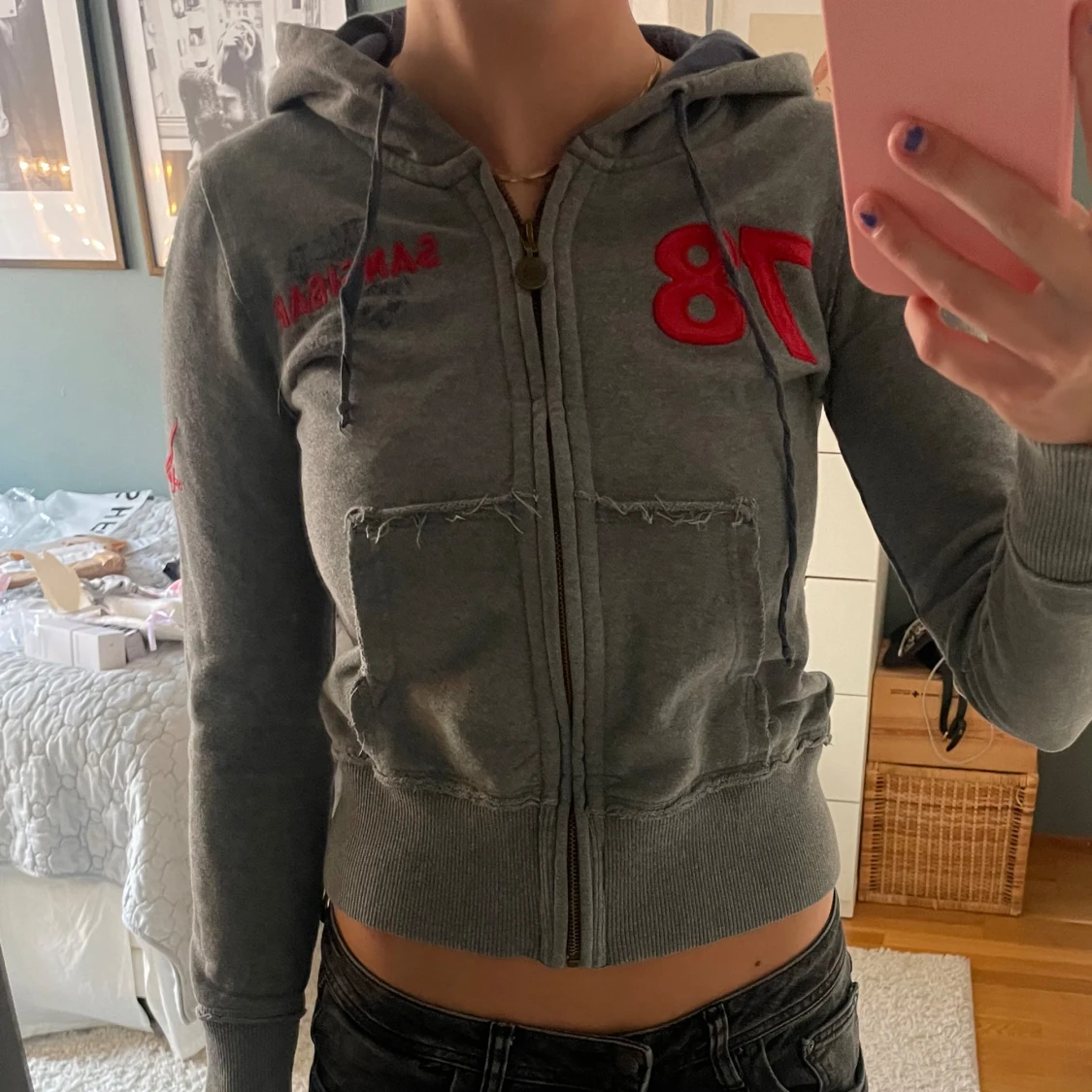 Huvtröja från märket sansibar  - 91