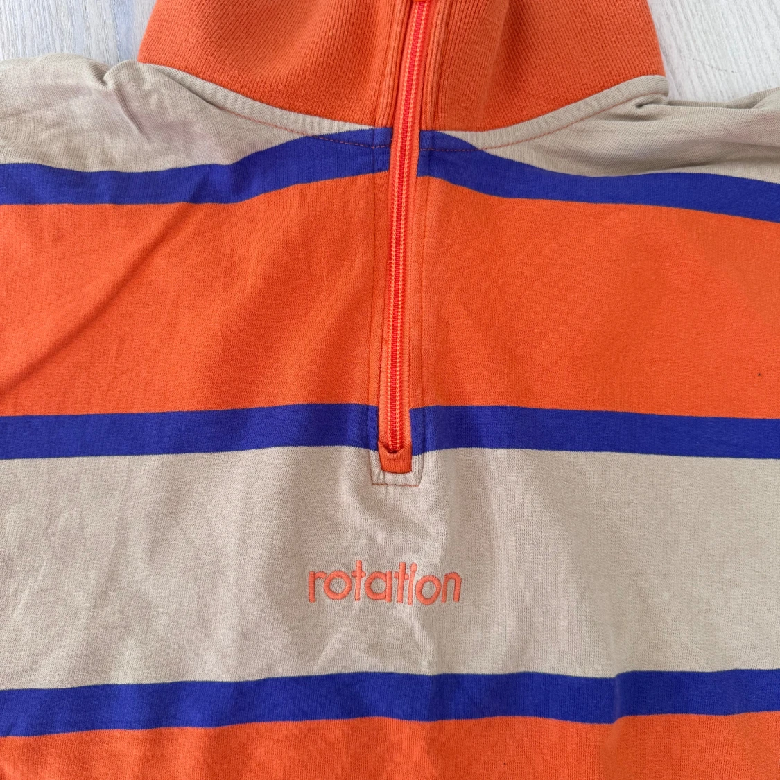 Randig sweatshirt  - 90