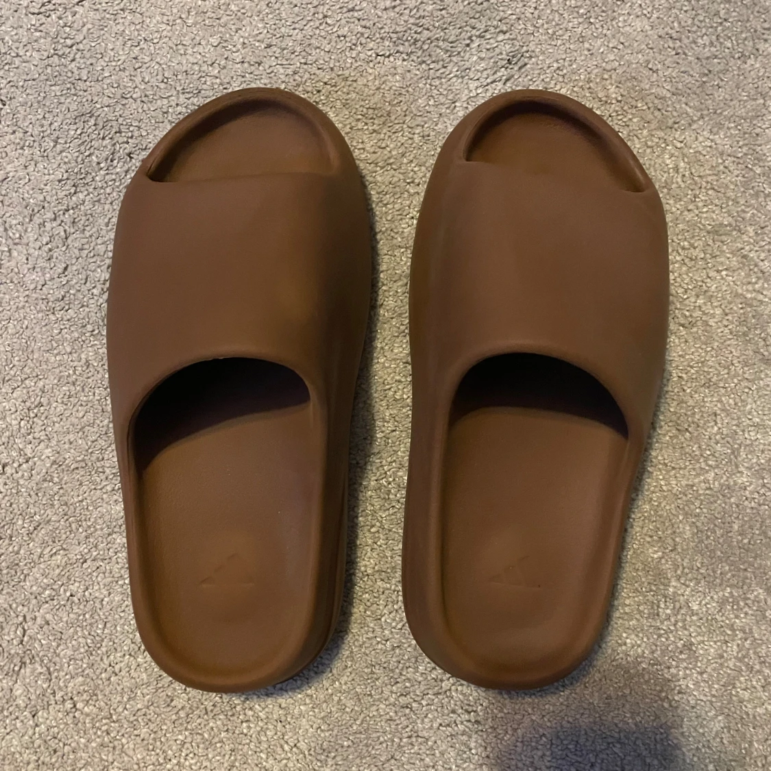 Yeezy slides flax 43 - 91